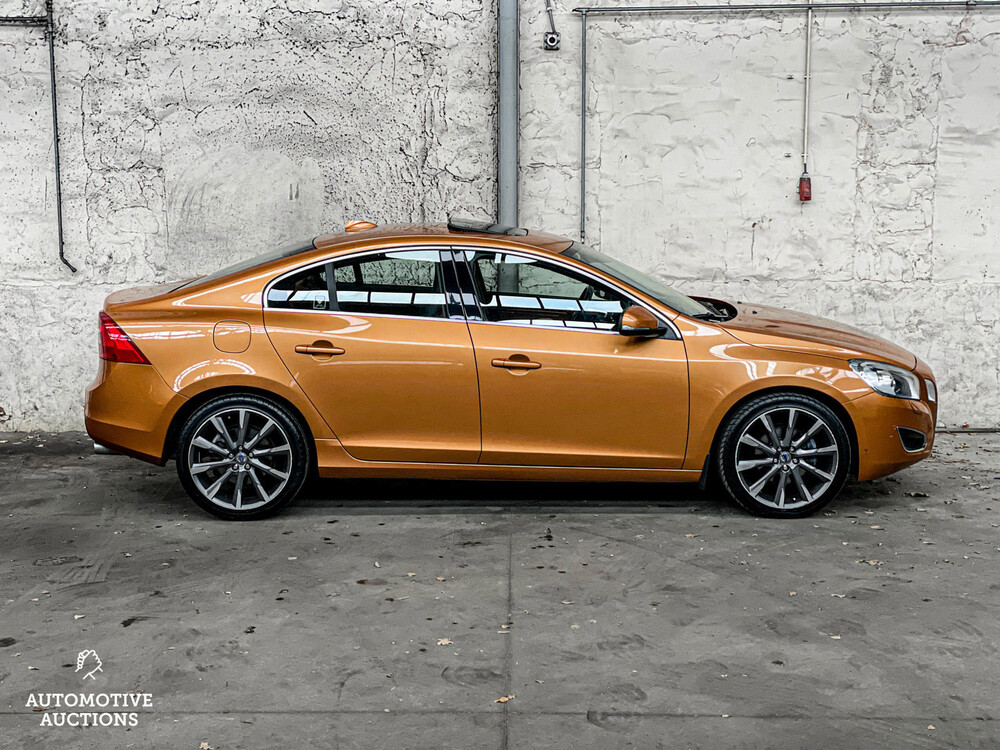 Volvo S60 2.0 T5 Summum 241PS 2012, X-014-FR