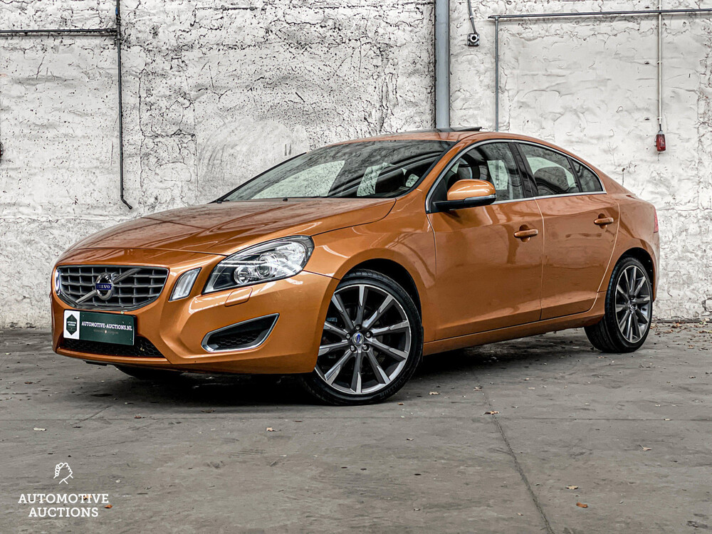 Volvo S60 2.0 T5 Summum 241PS 2012, X-014-FR