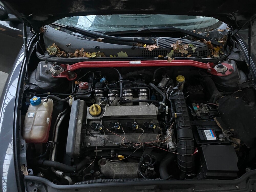 Alfa Romeo GT 2.0 JTS Distinctive 166hp 2005 -Orig. NL-, 79-RV-LJ