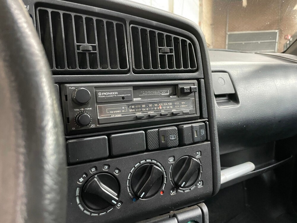 Volkswagen Passat 1.8 CL 90PS 1991 -Orig. NL-, ZJ-05-XG