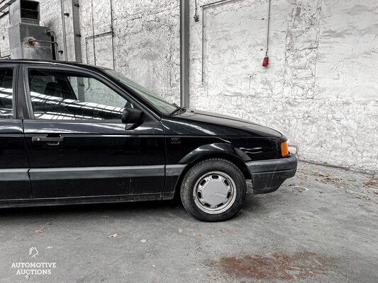 Volkswagen Passat 1.8 CL 90hp 1991 -Orig. NL-, ZJ-05-XG