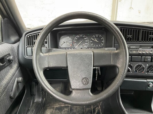 Volkswagen Passat 1.8 CL 90hp 1991 -Orig. NL-, ZJ-05-XG