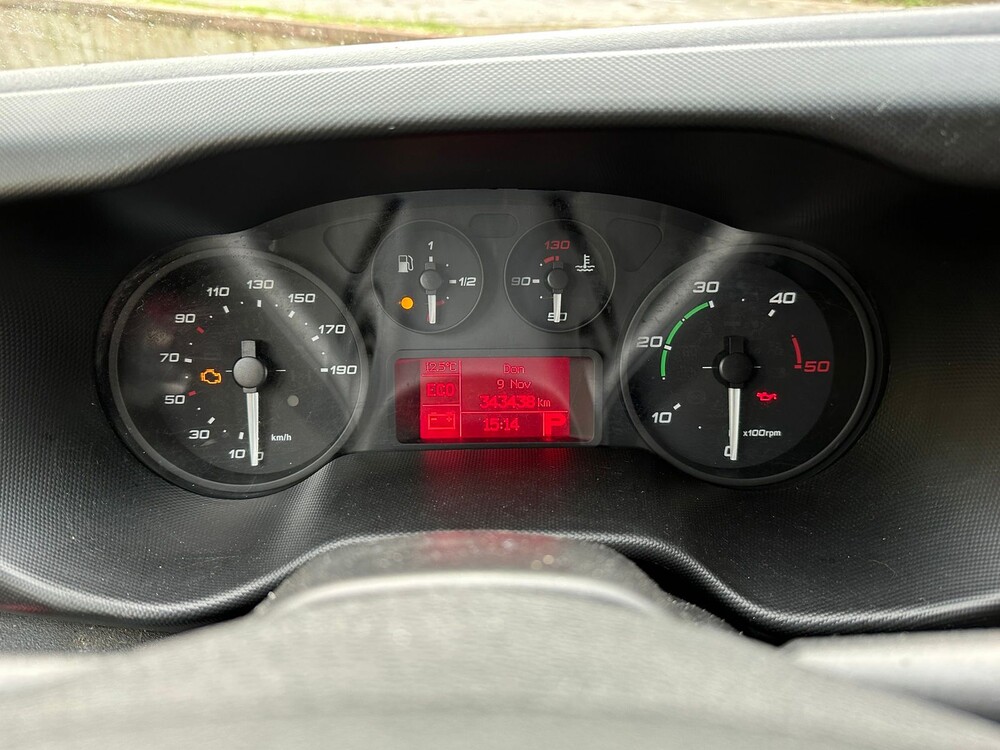 Iveco Daily 35S13V 2.3 410 H3 126PS 2016, VDF-24-H