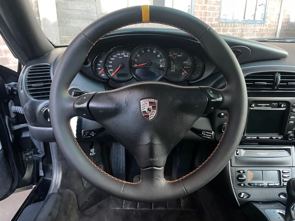 Porsche 911 996.2 Carrera Cabriolet 320PS 2002 -Youngtimer-