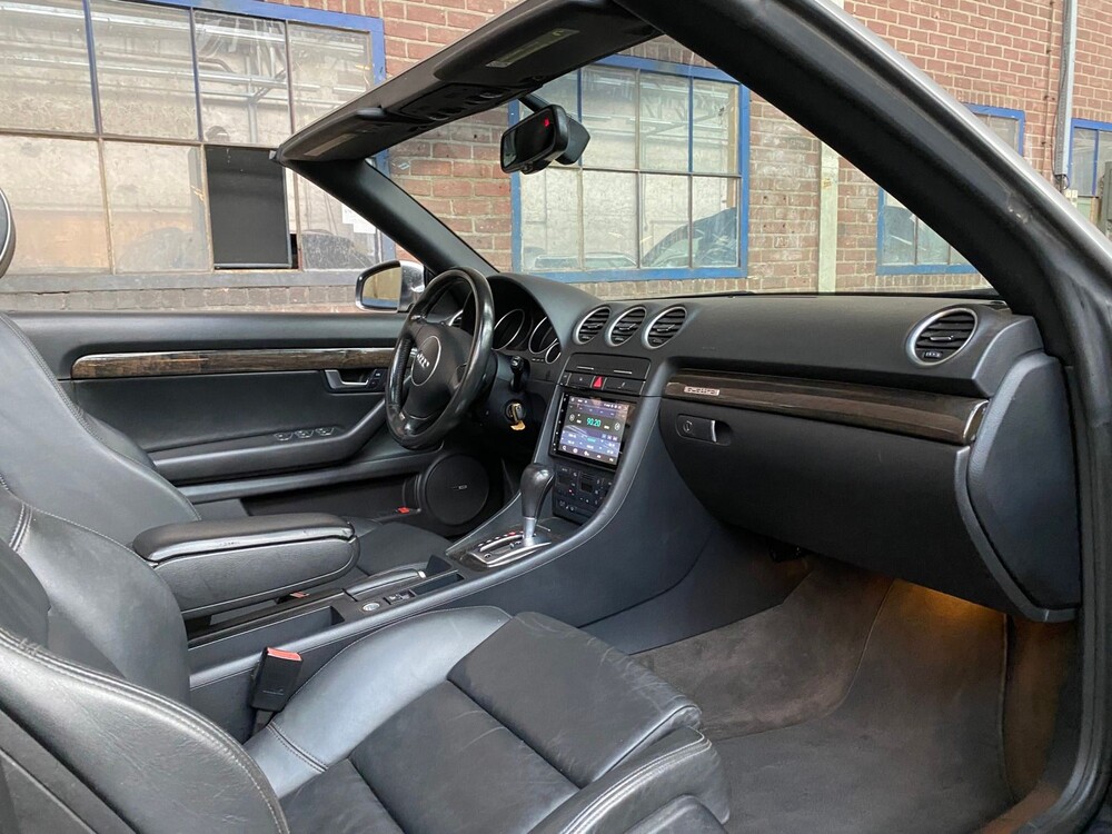 Audi S4 Cabriolet 4.2 V8 344PS 2005 -Youngtimer-
