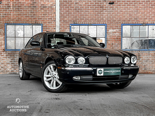 Jaguar XJ 4.2 V8 Super 396pk 2003, TX-524-X