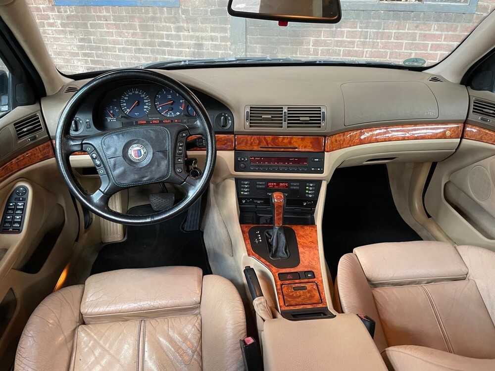 Alpina B10 V8 4.6 Sedan E39 340hp 1998 BMW 