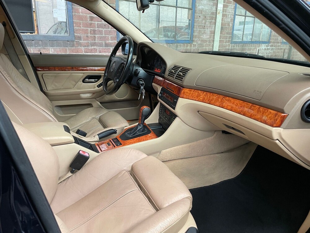 Alpina B10 V8 4.6 Sedan E39 340hp 1998 BMW 