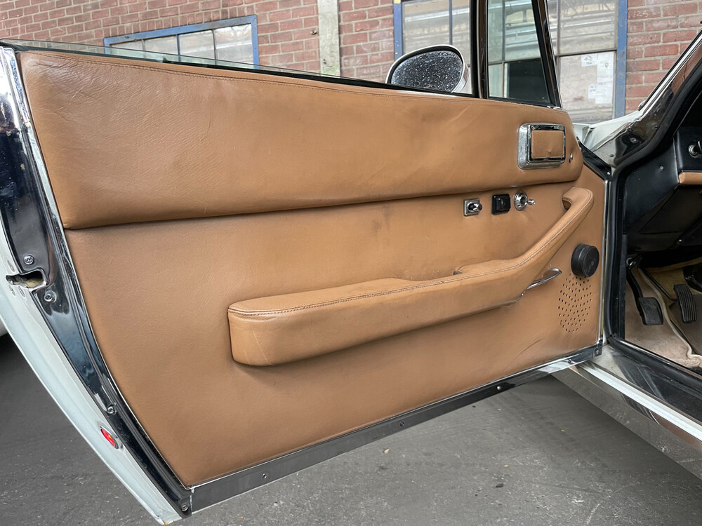 Jensen Interceptor III 7.2 330PS 1974, 54-YD-23