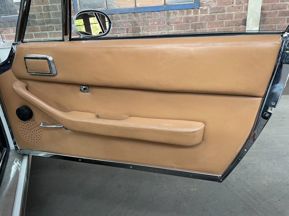 Jensen Interceptor III 7.2 330PS 1974, 54-YD-23