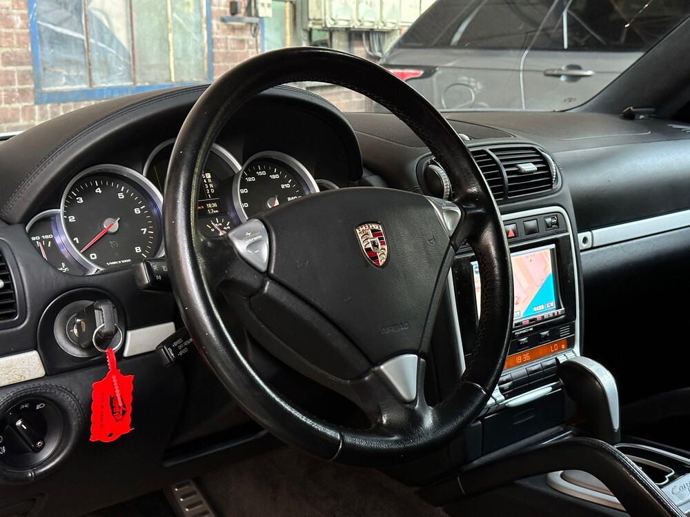 Porsche Cayenne Turbo 4.5 V8 450PS 2005 -Youngtimer-