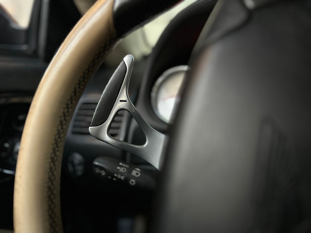 Aston Martin Vanquish 5.3 V12 460PS 2004 -Youngtimer-