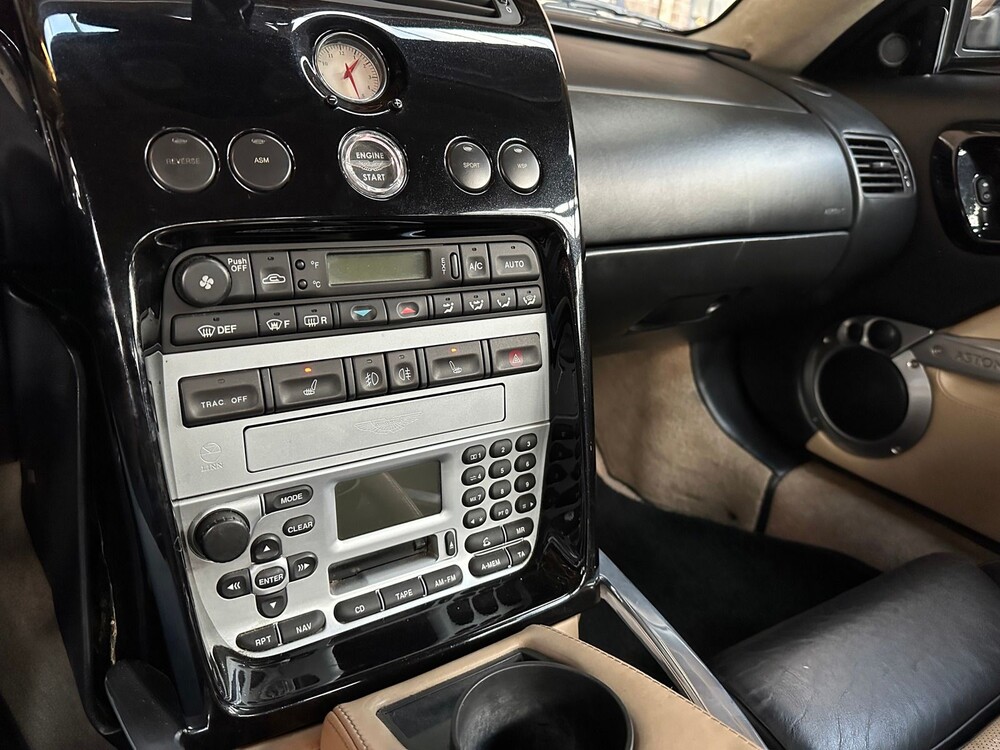 Aston Martin Vanquish 5.3 V12 460PS 2004 -Youngtimer-