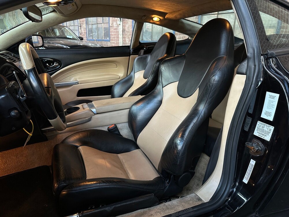 Aston Martin Vanquish 5.3 V12 460PS 2004 -Youngtimer-