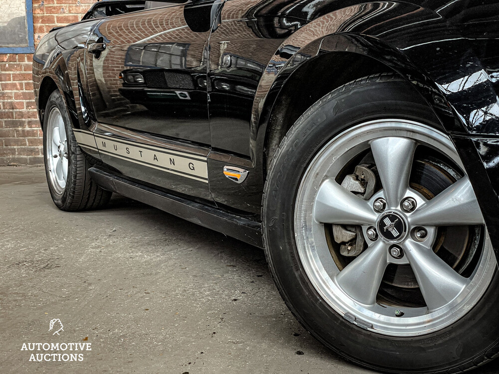 Ford Mustang 4.0 V6 Cabriolet 209PS 2007 -Youngtimer-