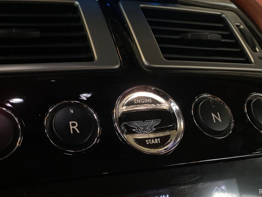 Aston Martin DB9 5.9 V12 470PS 2008 -Youngtimer-