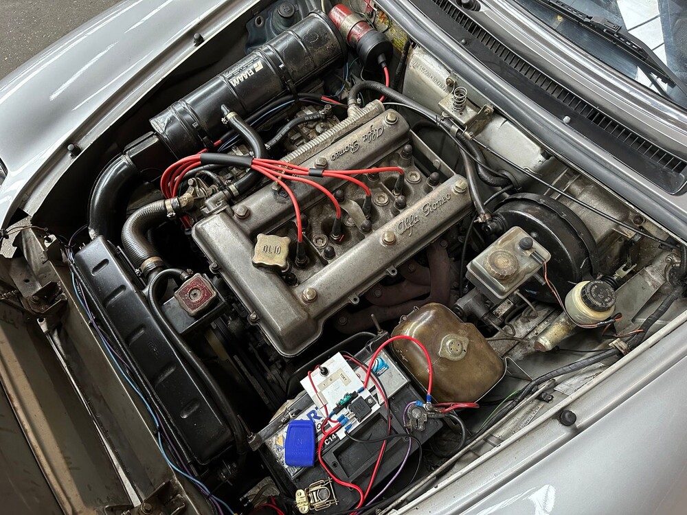 Alfa Romeo Spider 2.0 Veloce 128PS 1984, JD-XP-73