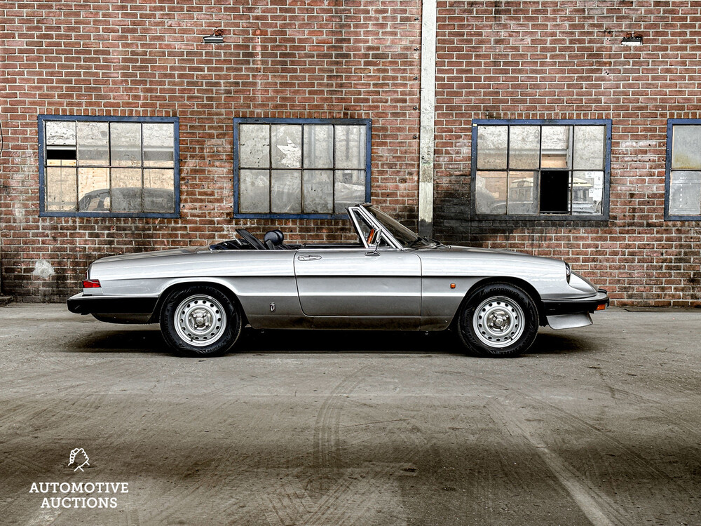 Alfa Romeo Spider 2.0 Veloce 128PS 1984, JD-XP-73