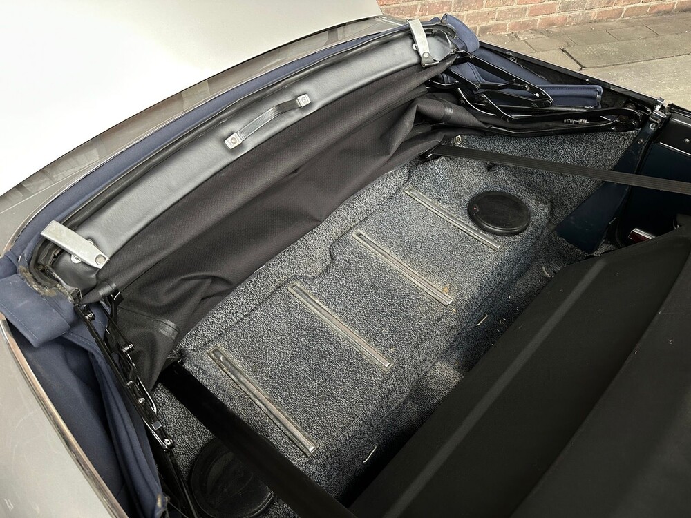 Alfa Romeo Spider 2.0 Veloce 128PS 1984, JD-XP-73