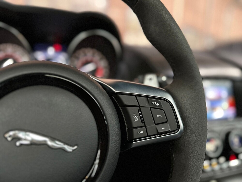 Jaguar F-TYPE SVR 5.0 V8 Coupé AWD BLACK-EDITION 575PS 2018, N-982-JF