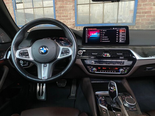 BMW 520i M-Performance M-Sport High Executive Edition -Facelift- 184PS 2020 -Orig. NL-5 Serie, J-372-ZJ