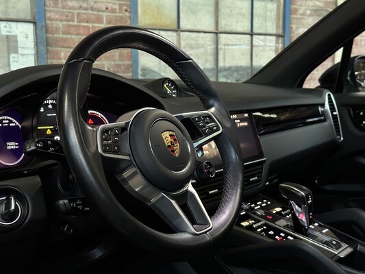 Porsche Cayenne E-Hybrid 3.0 V6 Sport-Chrono 462PS 2021, K-705-JN