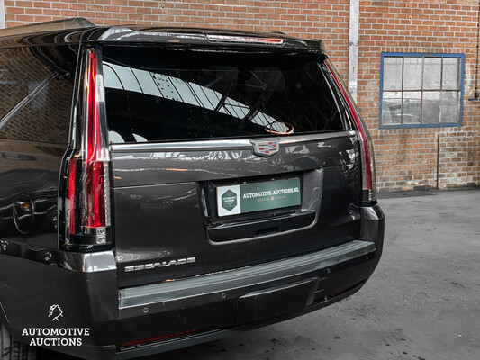 Cadillac Escalade ESV Premium XL 6.2 V8 426PS 8-Sitzer 2016 (ORIGINAL ENGLISH), HT-450-P