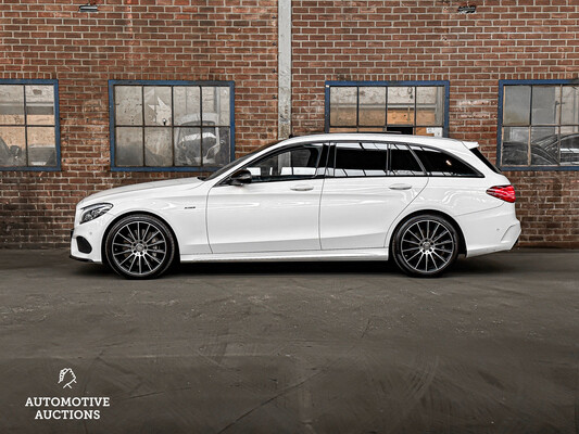 Mercedes-Benz C450 Estate AMG 3.0 V6 4Matic 367hp 2015 C-Class Estate, P-969-TB