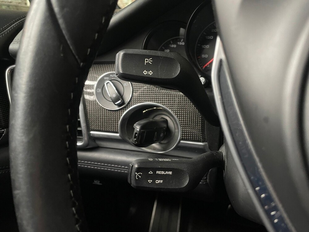 Porsche Panamera GTS 4.8 V8 Sport-Chrono 441PS 2014, G-250-RV