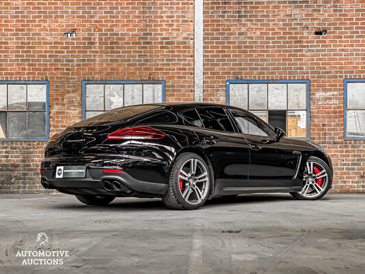 Porsche Panamera GTS 4.8 V8 Sport-Chrono 441hp 2014, G-250-RV