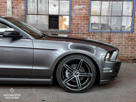 Ford Mustang 3.7 V6 305hp 2014, S-226-SJ