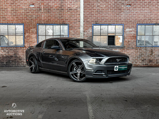 Ford Mustang 3.7 V6 305hp 2014, S-226-SJ