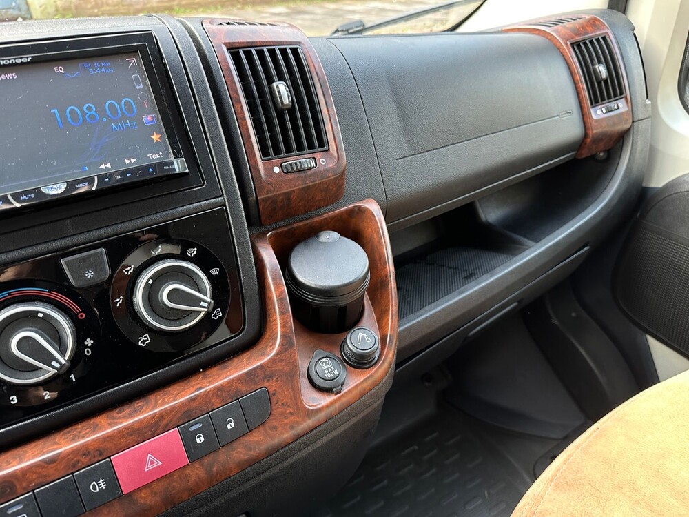 Fiat Ducato Bürstner Ixeo Zeit 734 130PS 2012 Camper