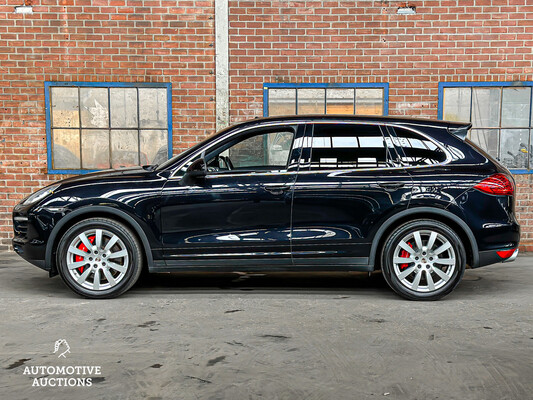 Porsche Cayenne Turbo 4.8 V8 500PS 2013