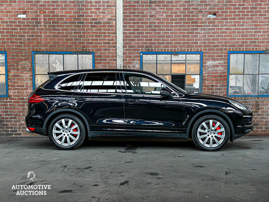 Porsche Cayenne Turbo 4.8 V8 500PS 2013