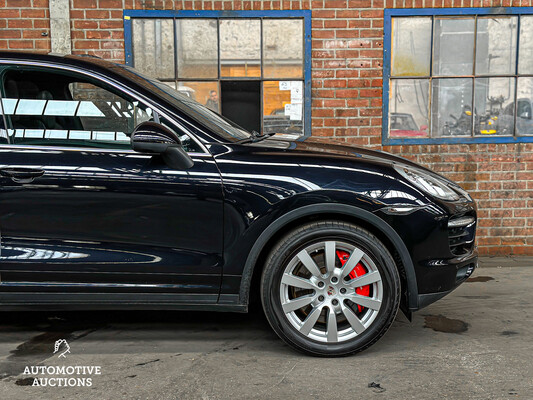 Porsche Cayenne Turbo 4.8 V8 500hp 2013