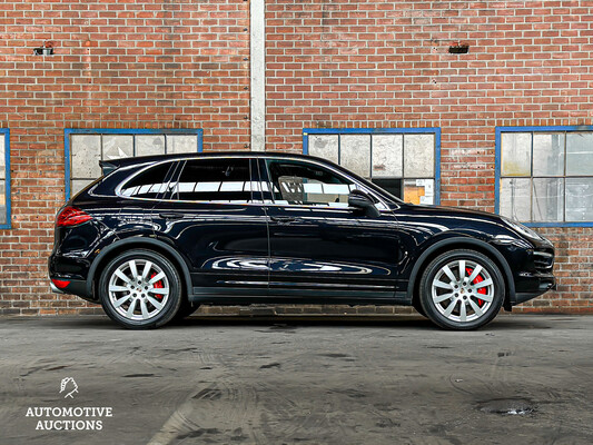 Porsche Cayenne Turbo 4.8 V8 500PS 2013