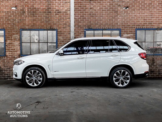 BMW X5 xDrive50i 7-seater 449hp 2014