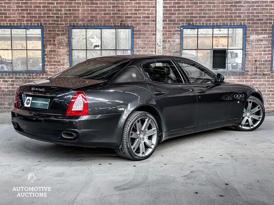 Maserati Quattroporte GTS 4.7 V8 439PS 2011