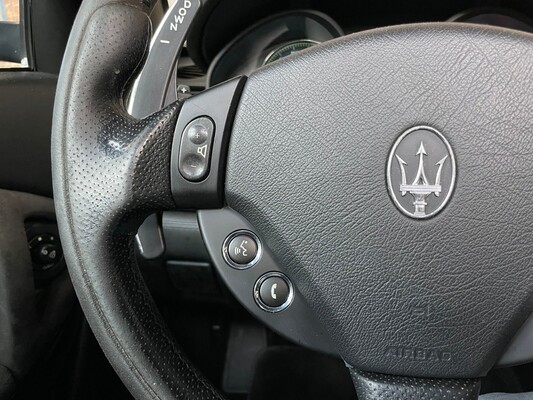 Maserati Quattroporte GTS 4.7 V8 439PS 2011