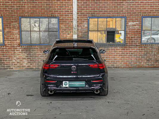 Volkswagen Golf GTI CLUBSPORT 301pk Akrapovic 2021 NIEUW-MODEL, P-862-TB