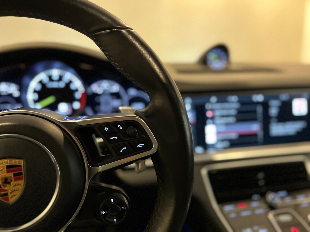 Porsche Panamera Sport Turismo Turbo S E-Hybrid 4.0 V8 680hp 2018 -Orig. NL-, RP-882-P