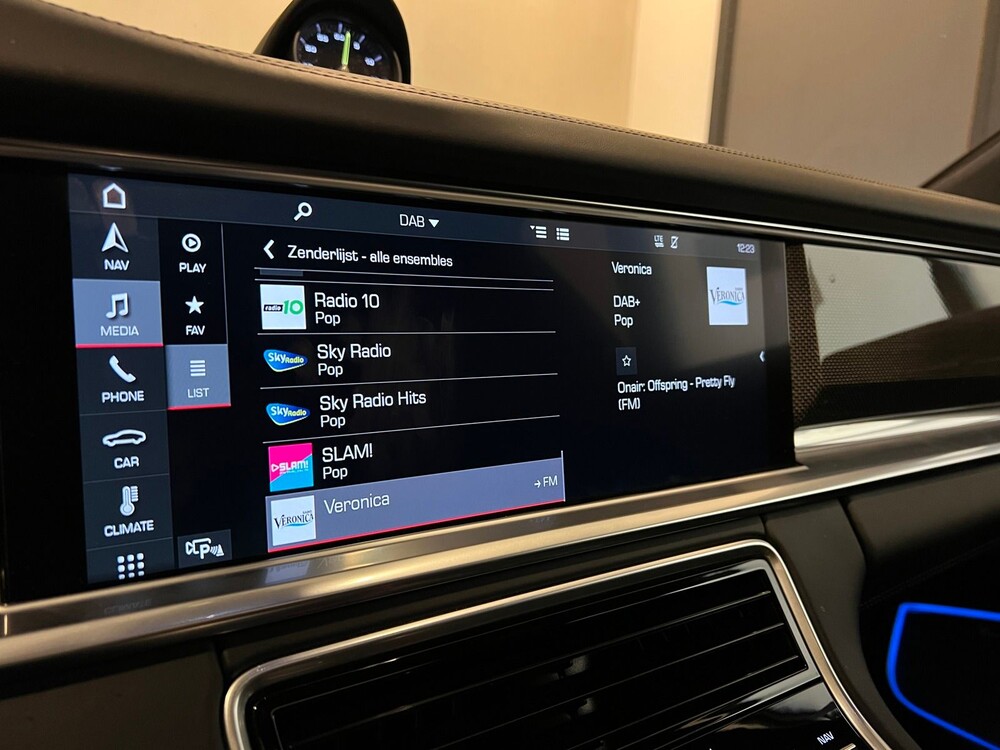 Porsche Panamera Sport Turismo Turbo S E-Hybrid 4.0 V8 680hp 2018 -Orig. NL-, RP-882-P