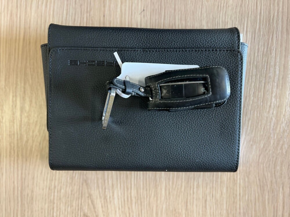 Porsche Panamera Sport Turismo Turbo S E-Hybrid 4.0 V8 680hp 2018 -Orig. NL-, RP-882-P