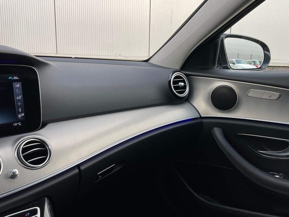 Mercedes-Benz E200 Premium Plus 184hp 2017 E-class, R-862-JR