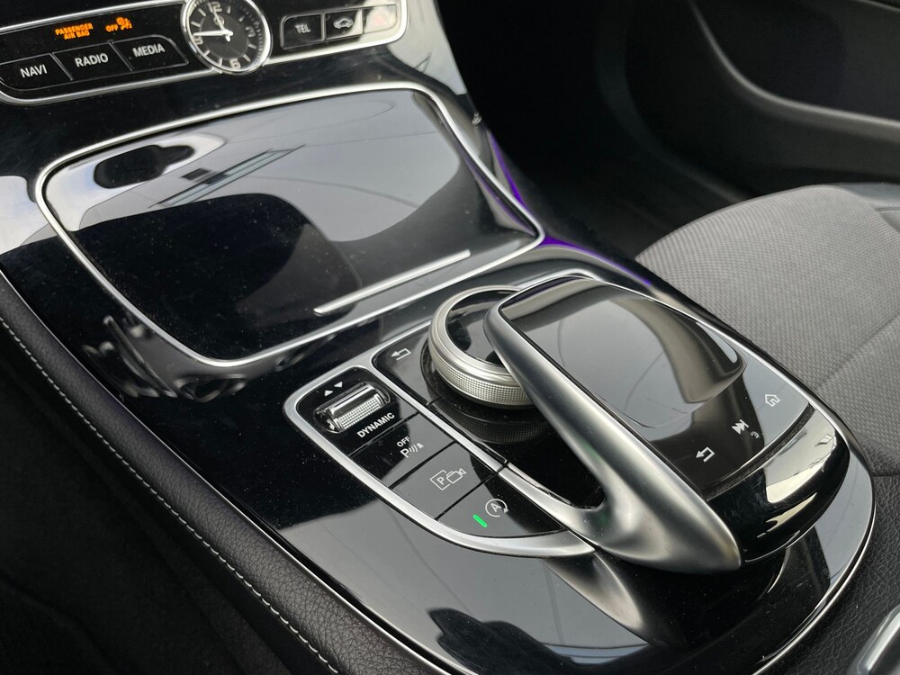 Mercedes-Benz E200 Premium Plus 184hp 2017 E-class, R-862-JR