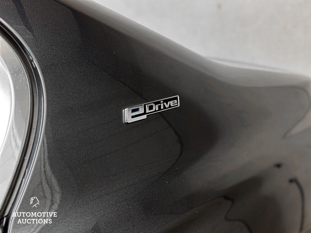 BMW 740e iPerformance High Executive G11 258hp 2017 7 Series, K-894-RG