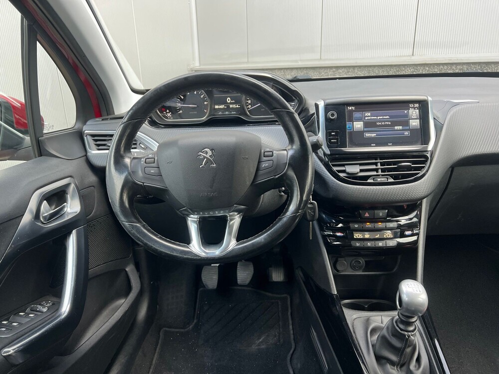 Peugeot 2008 GT-line 1.2 PureTech 131hp 2016, X-887-HF