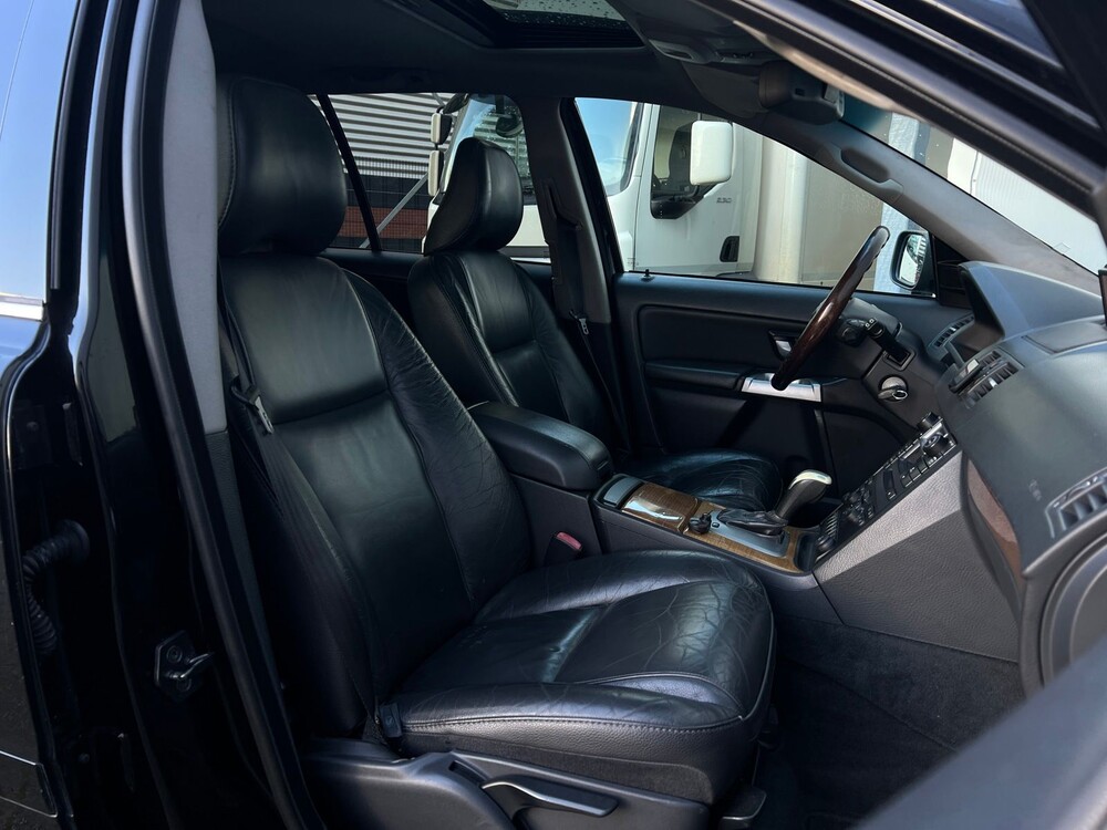 Volvo XC90 4.4 V8 Executive 315hp 2005, X-252-GV -Youngtimer-