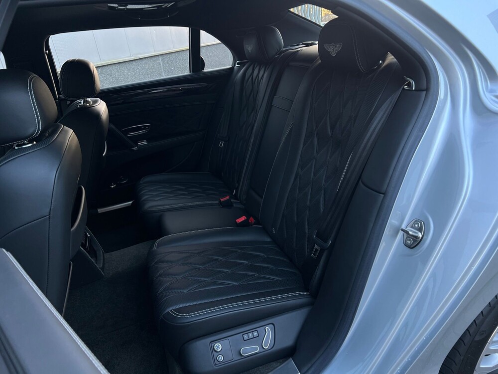 Bentley Flying Spur 4.0 V8 507pk 2015 -Orig. NL-, 5-ZHF-06